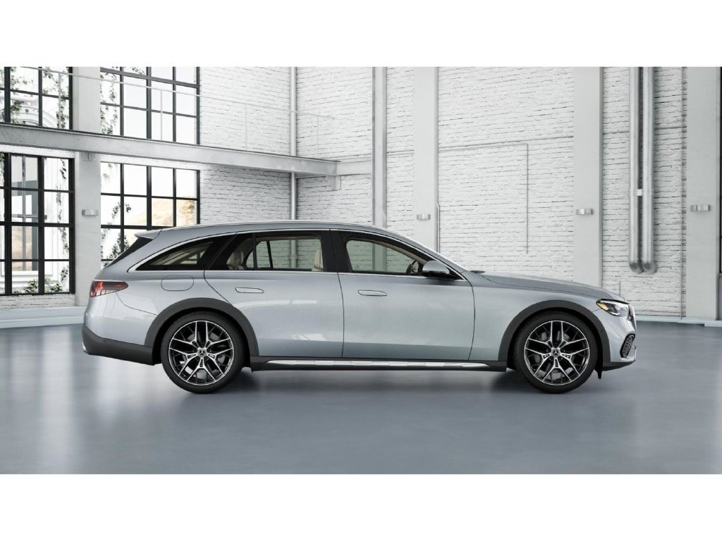 New 2027 Cirrus Silver Metallic Mercedes-Benz E 450 image 2