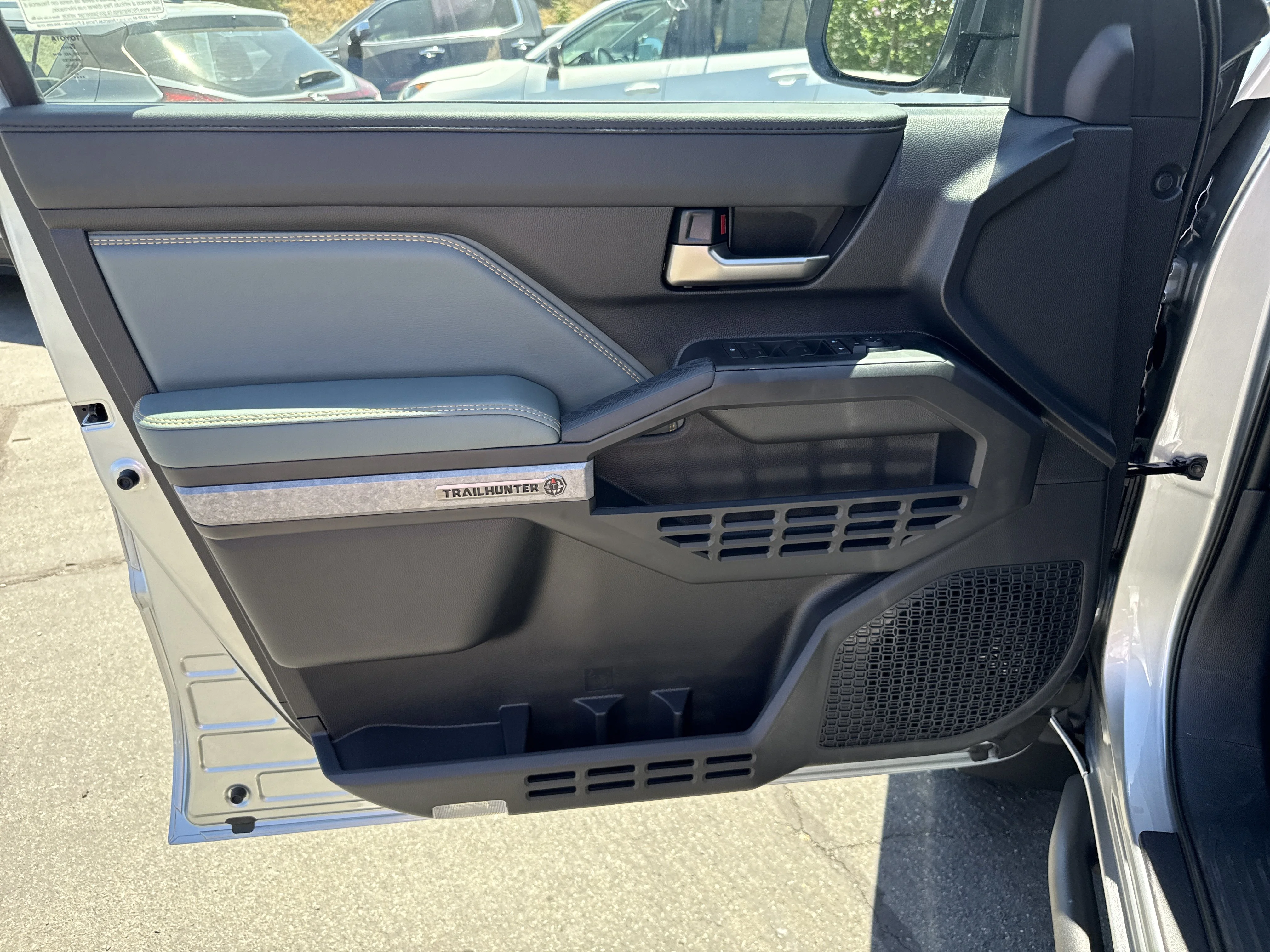2026 Toyota Tacoma Trailhunter - Photo 9