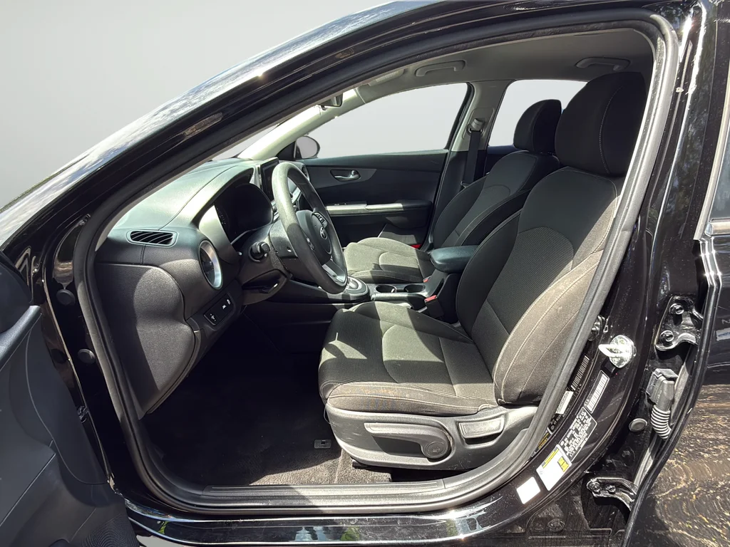 Certified Used 2021 Black Kia FE image 31