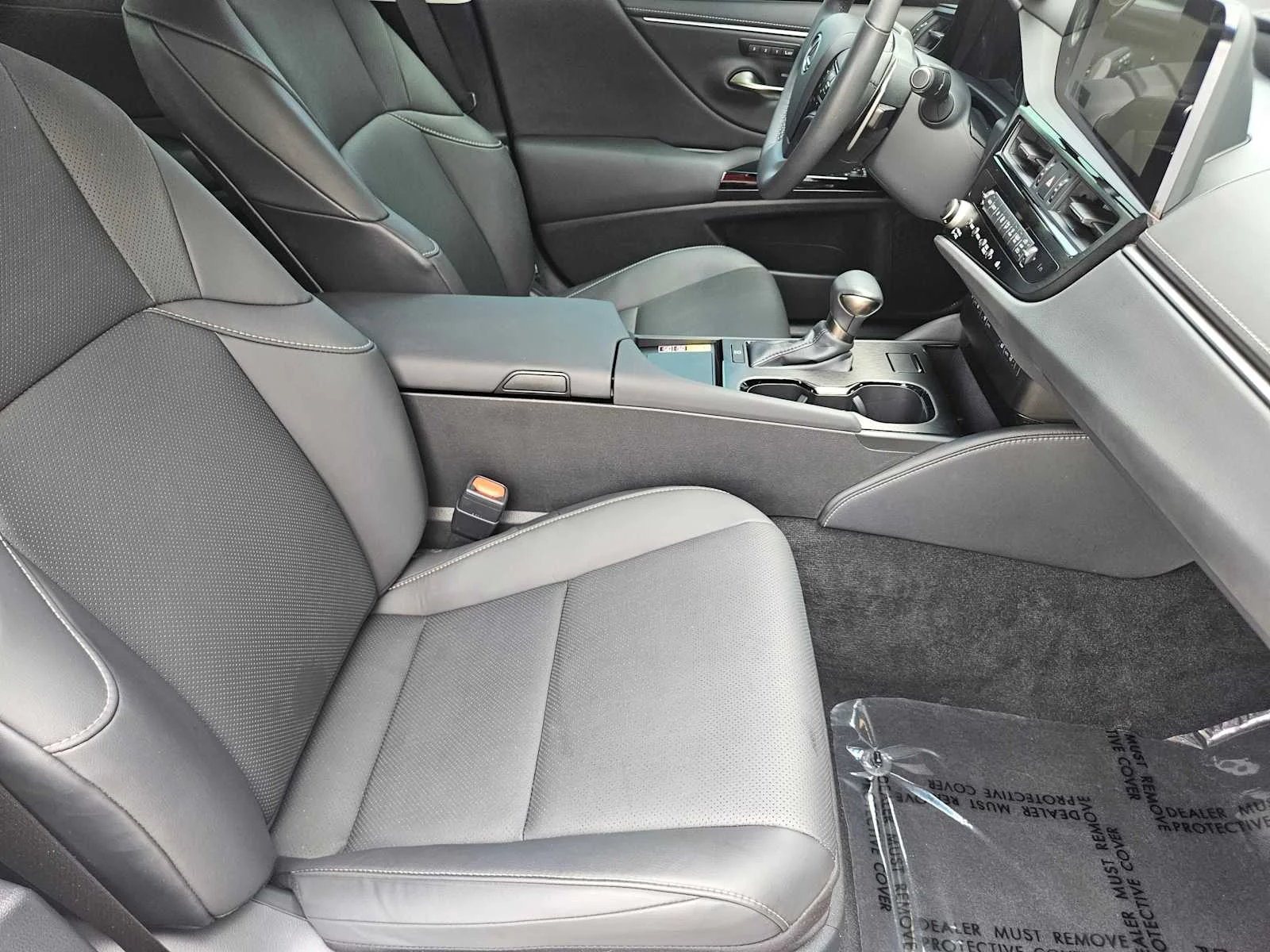Certified Used 2023 EMINENT WHITE PEARL Lexus  image 9