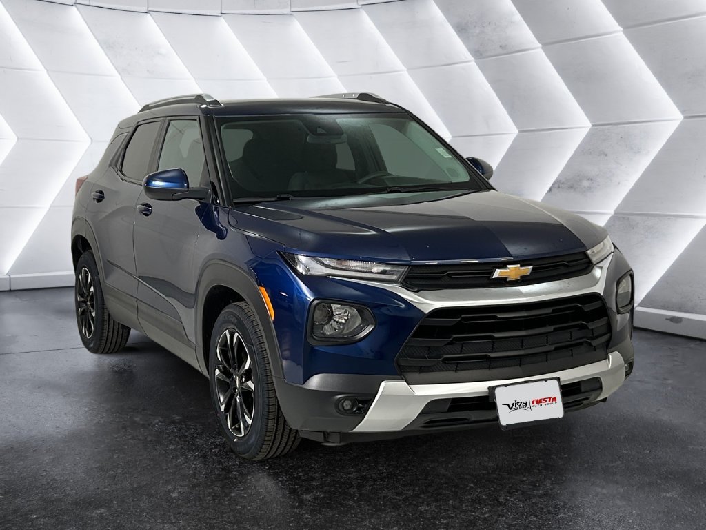 Used 2022 Blue Chevrolet LT image 1