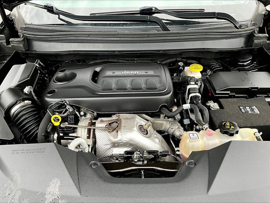 Used 2020 Black Jeep Limited image 32