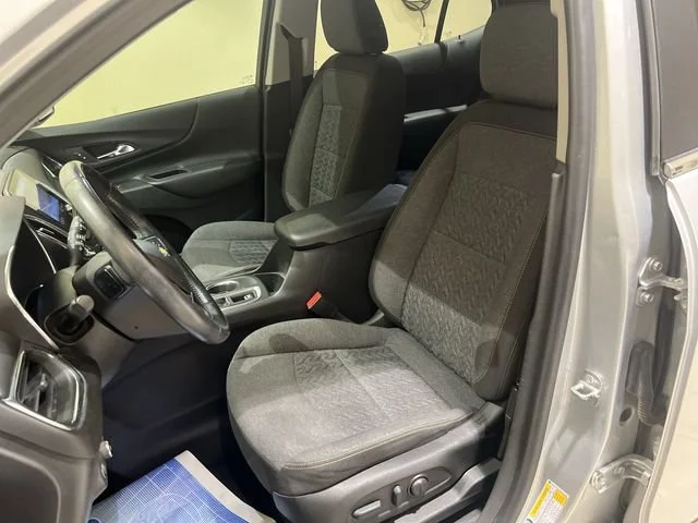 2022 Chevrolet Equinox LT - Photo 18