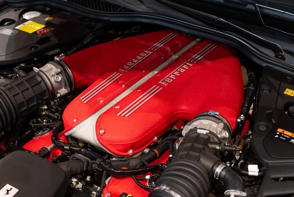 Certified Used 2022 Rosso Corsa Ferrari  image 20