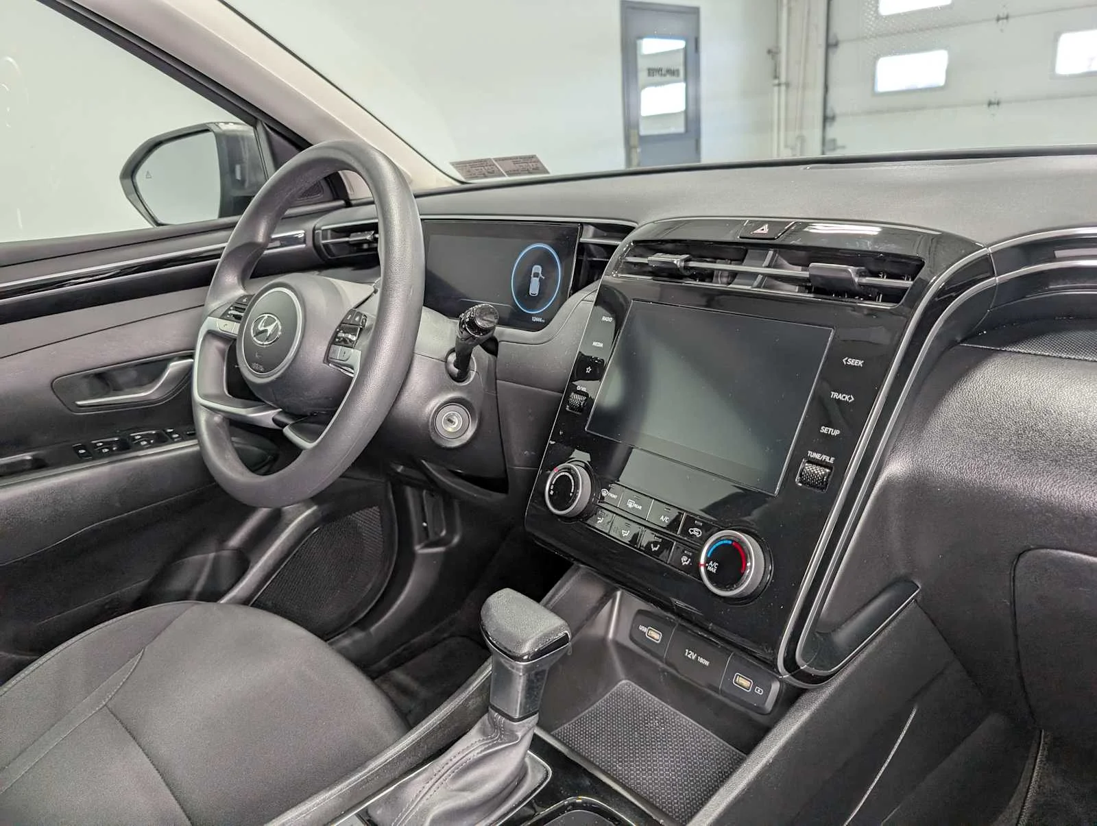 Used 2024 Hampton Gray Hyundai SE image 39