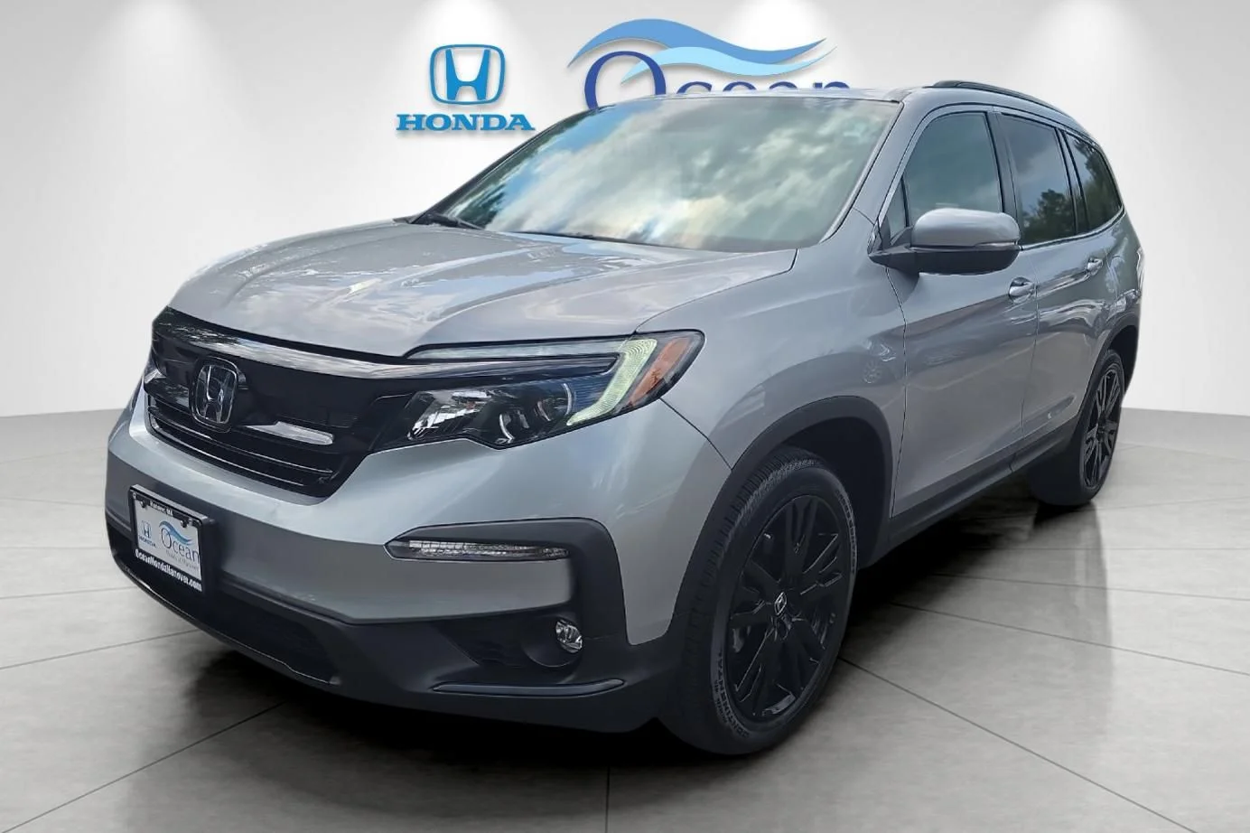 Used 2022 Lunar Silver Metallic Honda Special Edition image 7