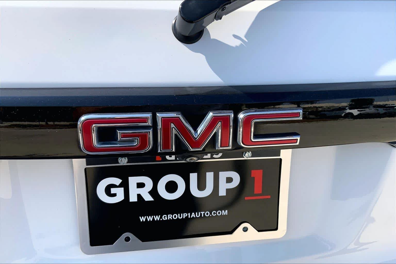 Used 2021 Summit White GMC SLT image 33