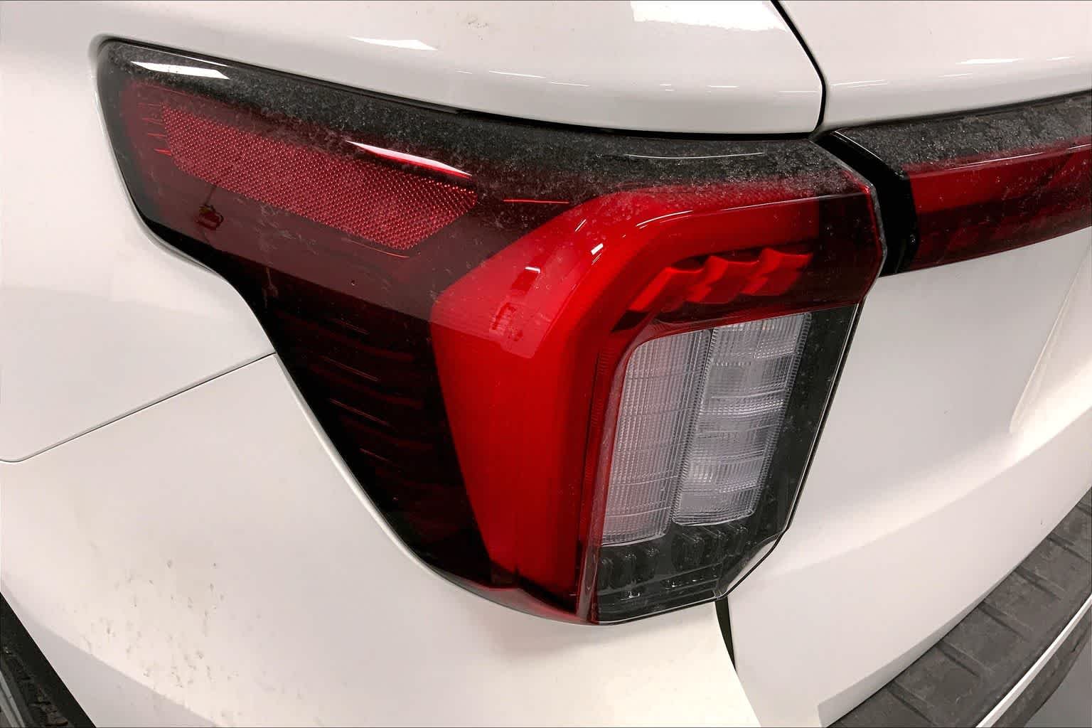 New 2026 Star White Metallic Tri-Coat Ford ST image 14
