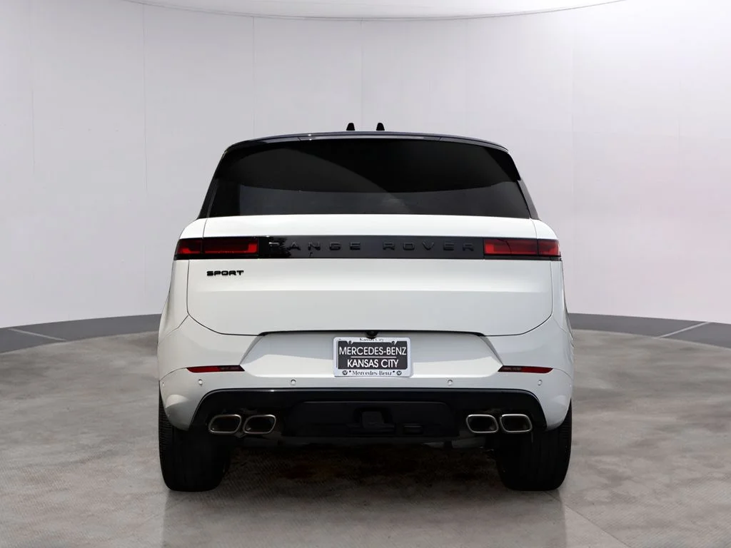 Certified Used 2025 Fuji White Land Rover Dynamic SE image 6