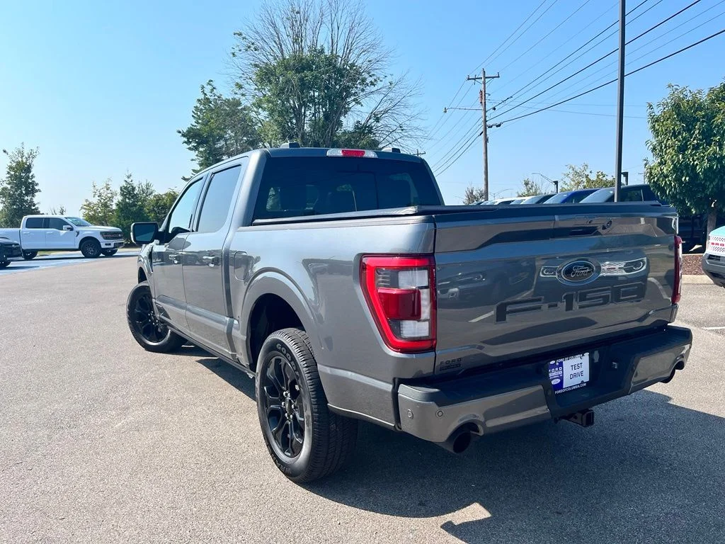 Used 2023 Gray Ford Lariat image 4