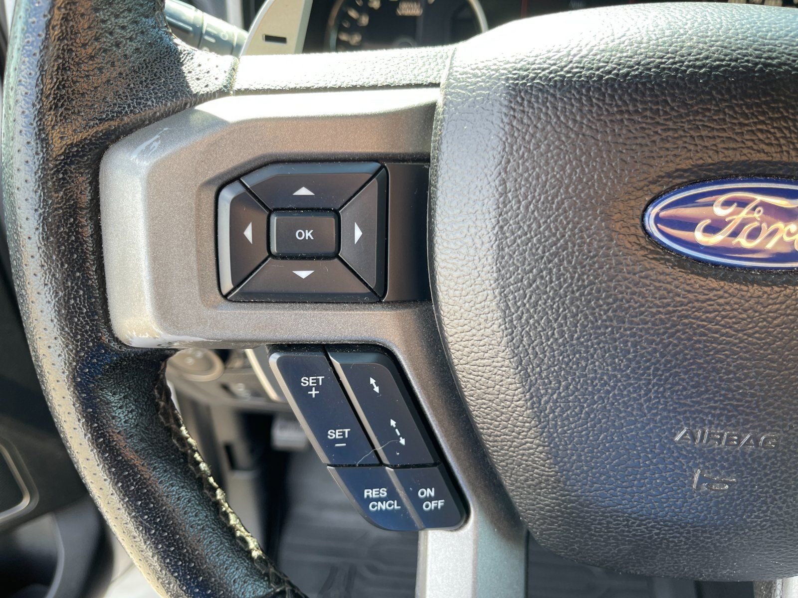 Used 2018 White Ford Raptor image 26