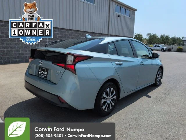 Used 2022 Beige Toyota XLE AWD-e image 3