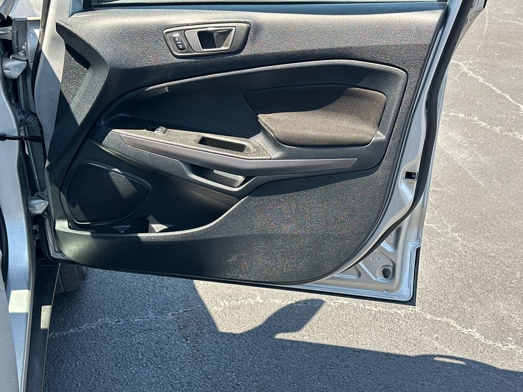 Used 2020 Silver Metallic Ford SE image 14