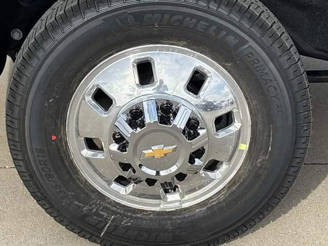 New 2026 Summit White Chevrolet LT DRW image 10