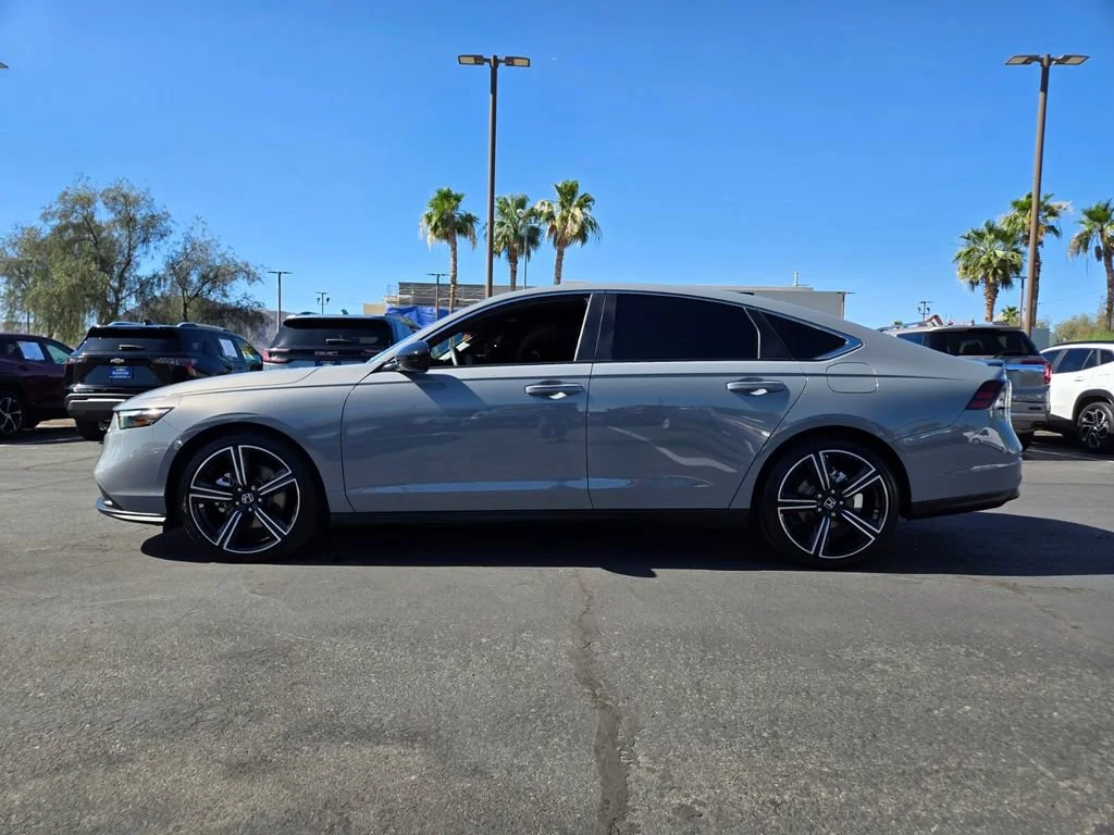 Used 2025 Gray Honda Sport image 3
