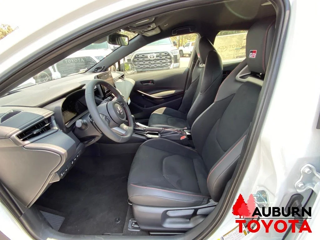 New 2026 Ice Cap Toyota  Premium Plus DAT image 25