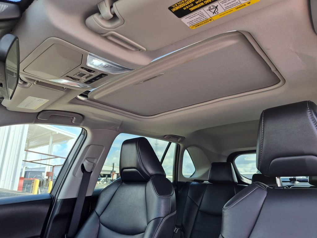 Used 2021 Gray Toyota XLE Premium image 14