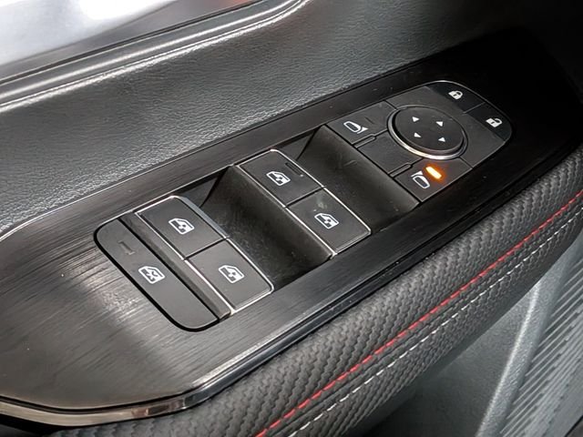2026 Nissan KICKS SR - Photo 22