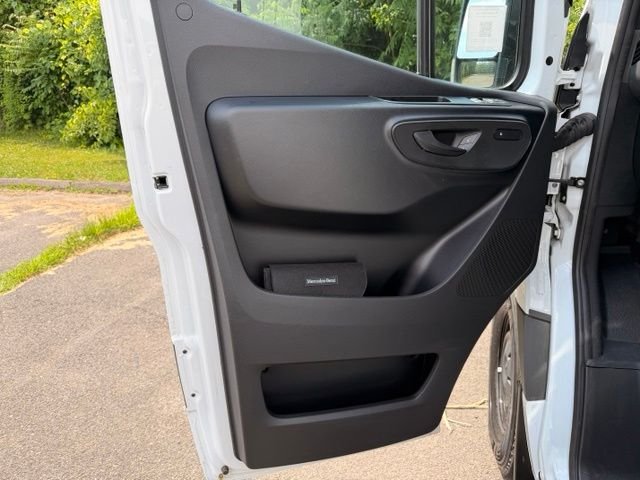 2025 Mercedes-Benz Sprinter Cargo Van Base - Photo 12