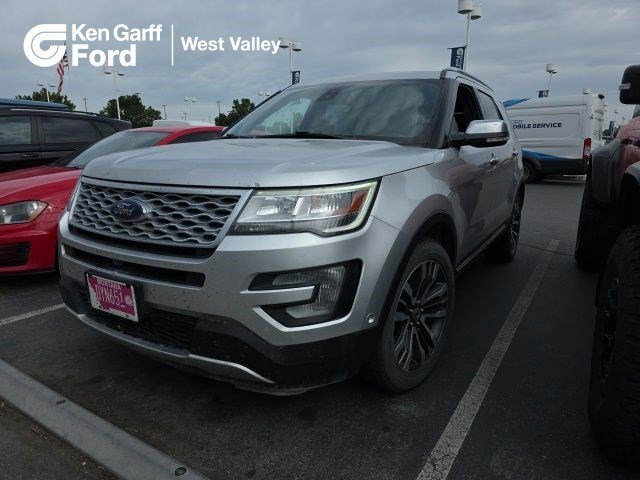 2017 Ford Explorer Platinum 4WD's photo