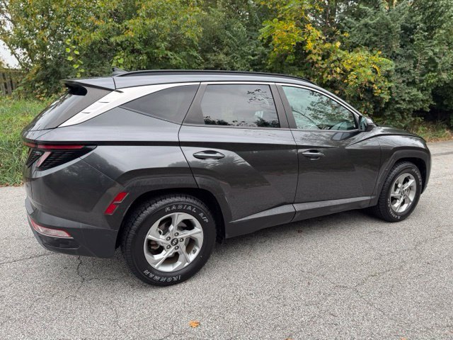 Used 2022 Gray Hyundai SEL image 5