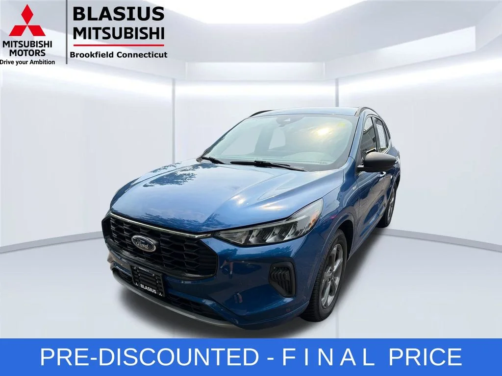 Used 2023 Blue Ford ST-Line image 3