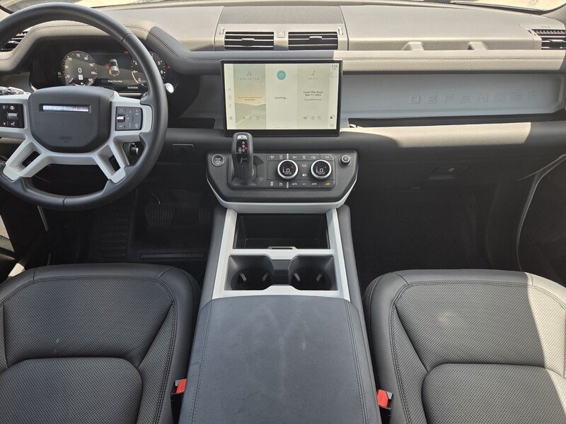 Used 2025 Fuji White LAND ROVER 110 P300 S image 12