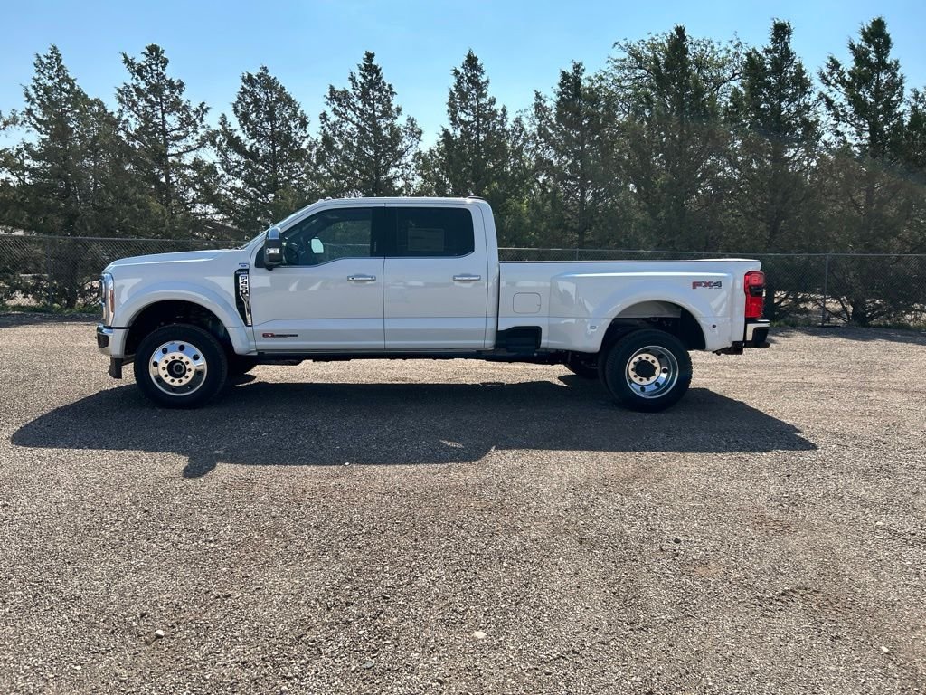 New 2026 Star White Metallic Tri-Coat Ford King Ranch image 3