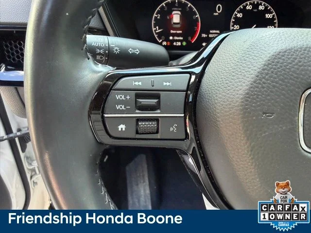 Used 2024 White Honda EX-L image 19