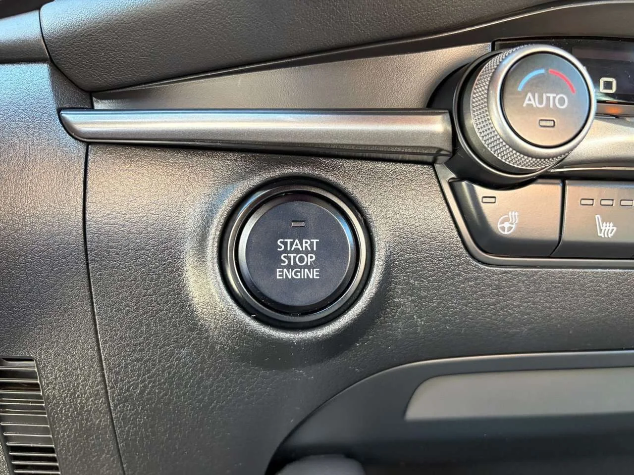 Used 2021 Deep Crystal Blue Mica Mazda GS image 26