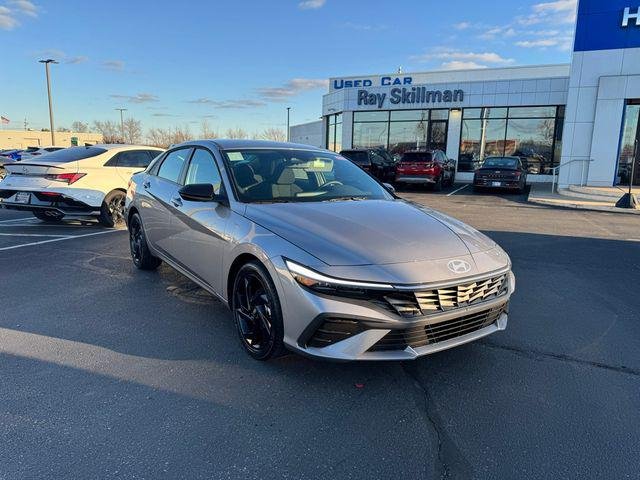 2026 Hyundai Elantra 2.0 SEL Sport IVT's photo
