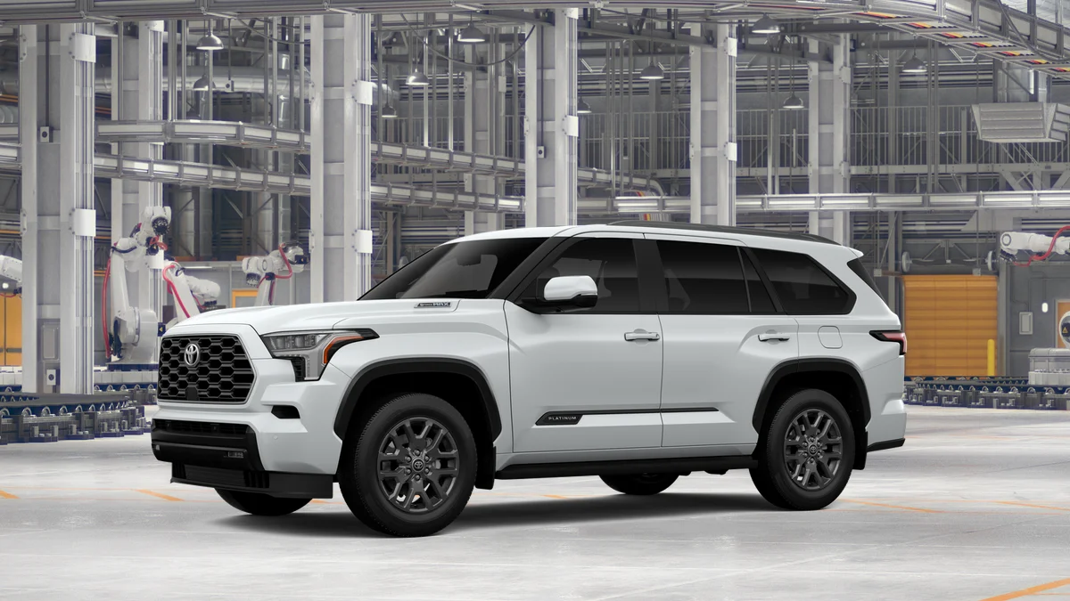 New 2026 Wind Chill Pearl Toyota Platinum image 2