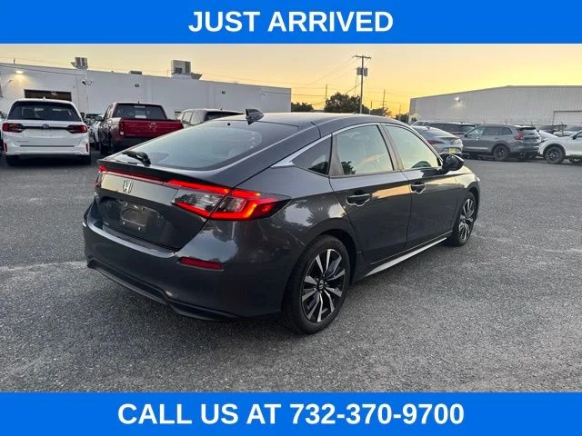 Certified Used 2024 Meteorite Gray Metallic Honda EX-L image 4