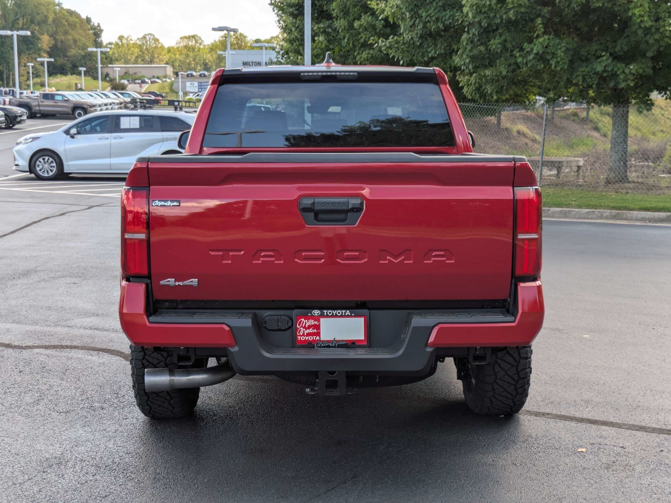 New 2026 Supersonic Red Toyota SR5 image 5
