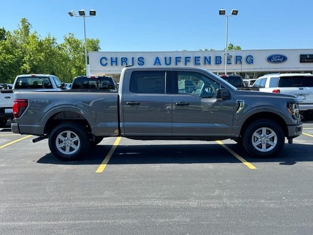 New 2026 Carbonized Gray Metallic Ford XLT image 1