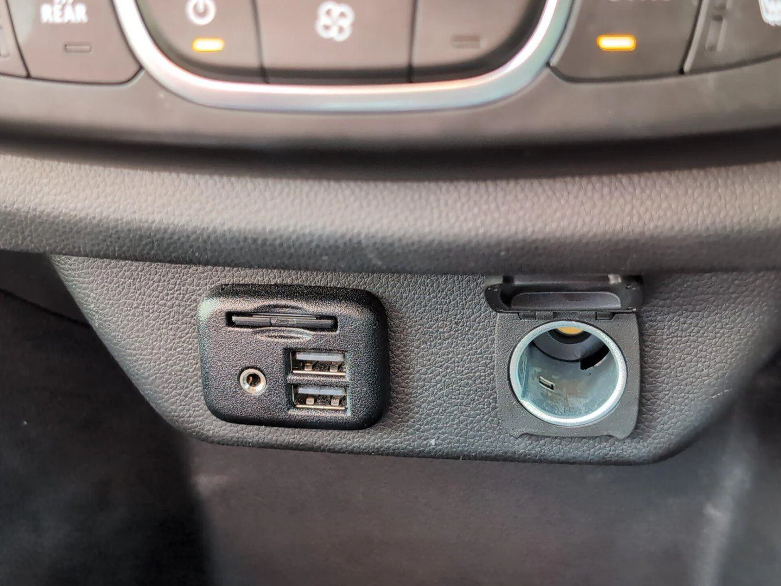Used 2023 Sterling Gray Metallic Chevrolet Premier image 22
