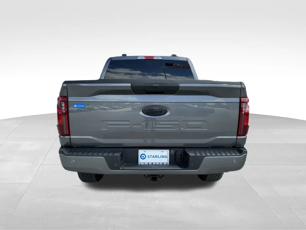 Used 2026 Gray Ford XLT image 8