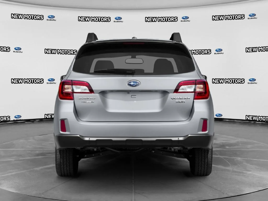 Used 2016 Venetian Red Pearl Subaru 2.5i image 5