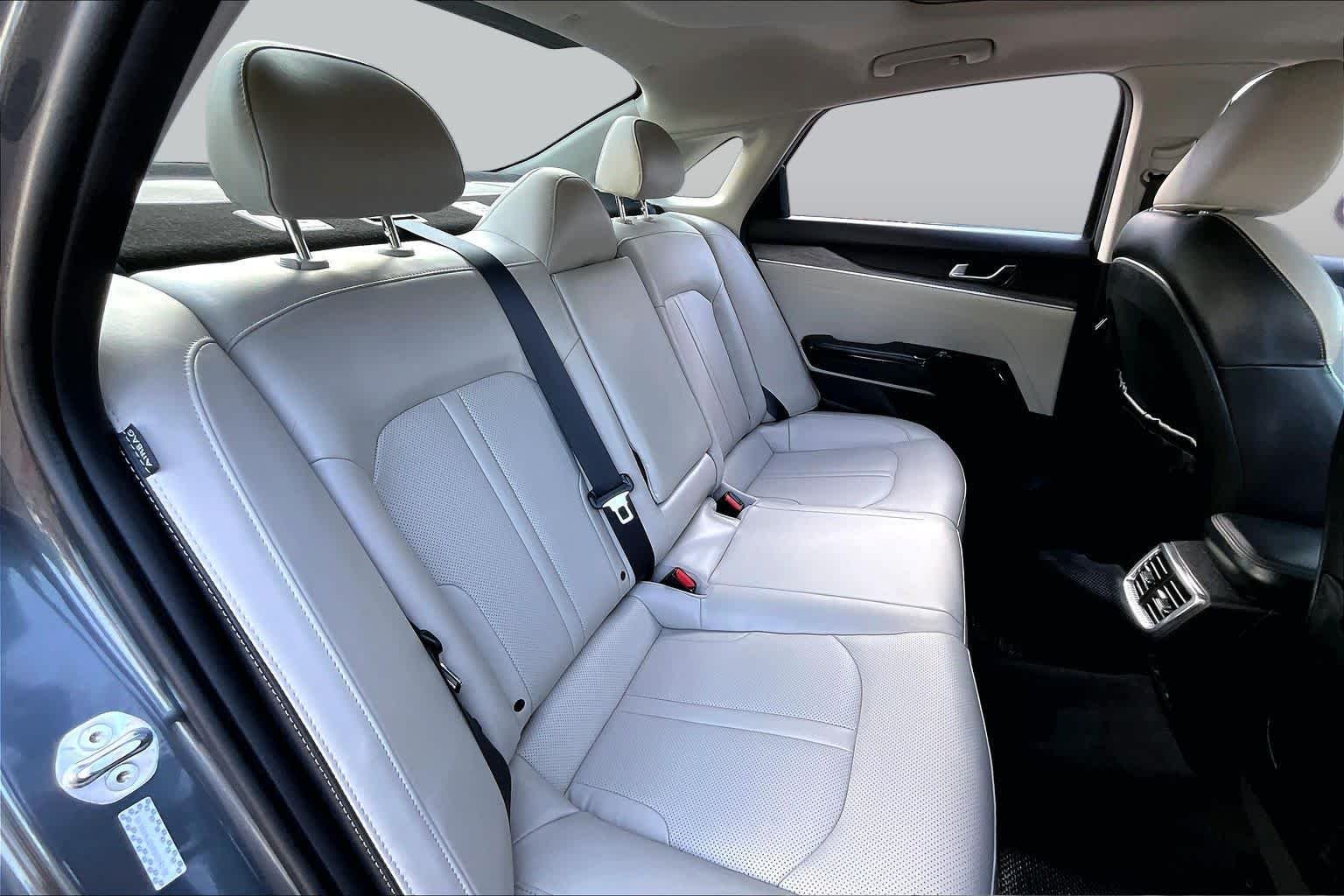 Used 2021 GRAY Kia EX image 20