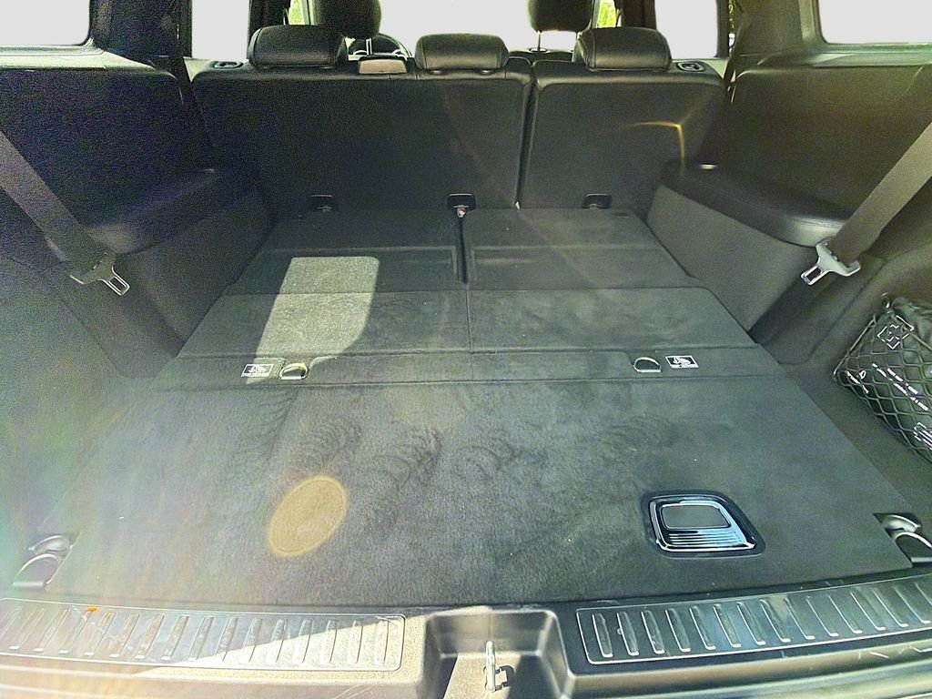 Used 2019 Polar White Mercedes-Benz 450 4MATIC® image 25
