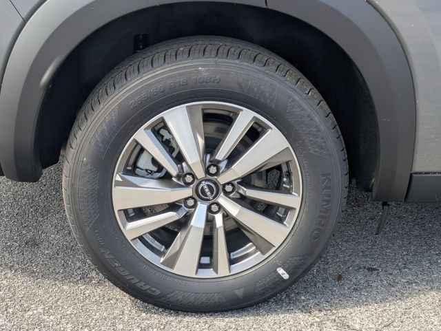 New 2026 Gun Metallic Nissan SL image 11