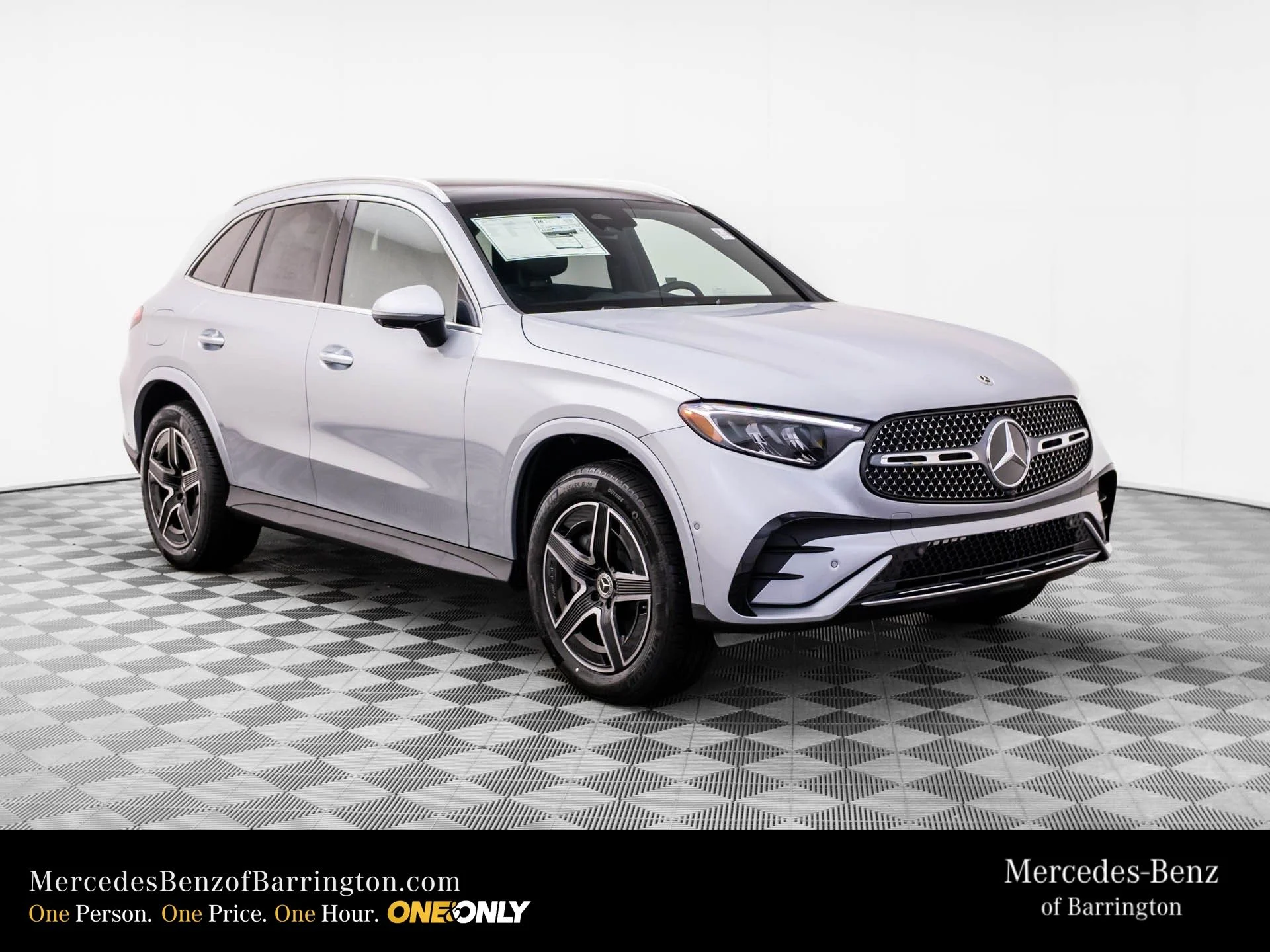 New 2026 Silver Mercedes-Benz GLC 300 image 8