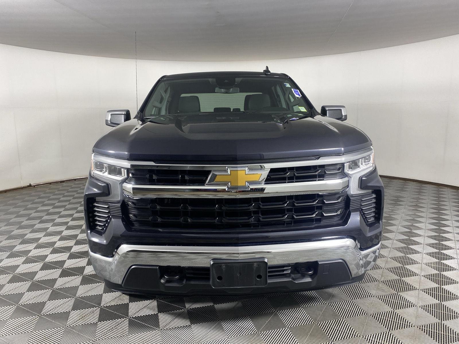 Used 2024 Ash Chevrolet LT image 2