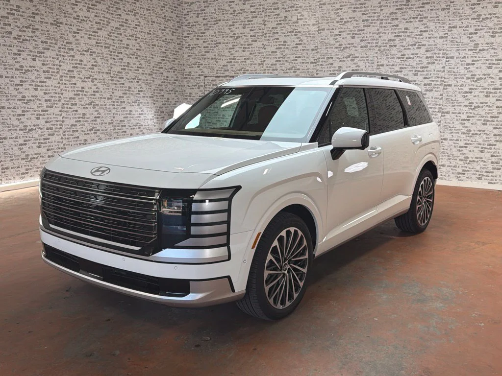 New 2027 Creamy White Pearl Hyundai Calligraphy image 3