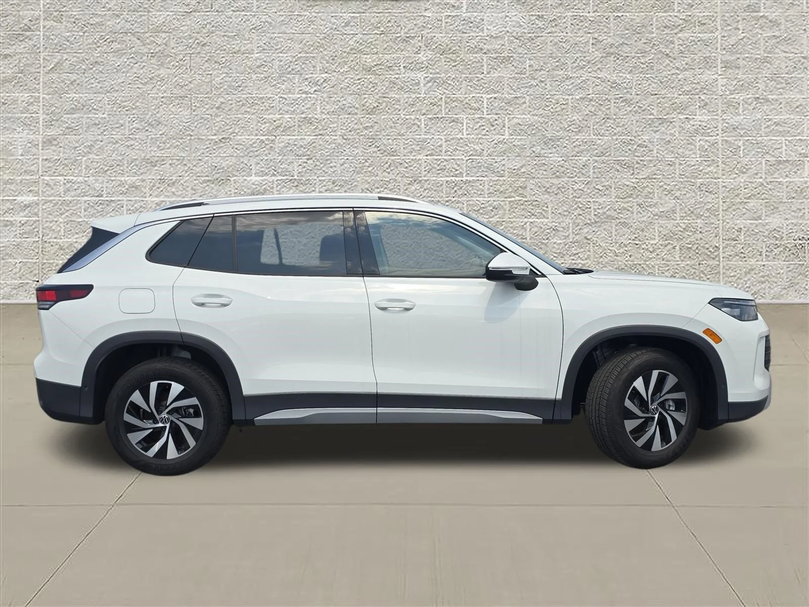 New 2026 Pure White Volkswagen S image 8