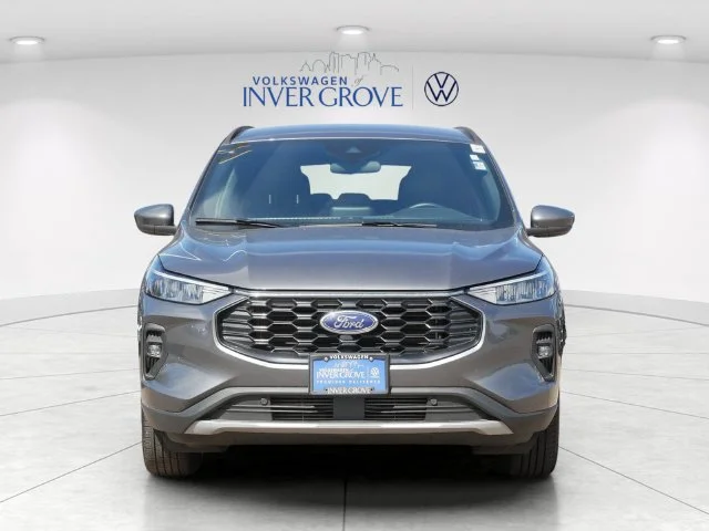 Used 2025 Gray Ford ST-Line Select image 2