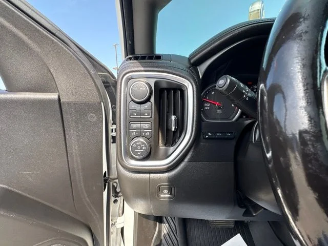 Used 2021 White Chevrolet LTZ image 18
