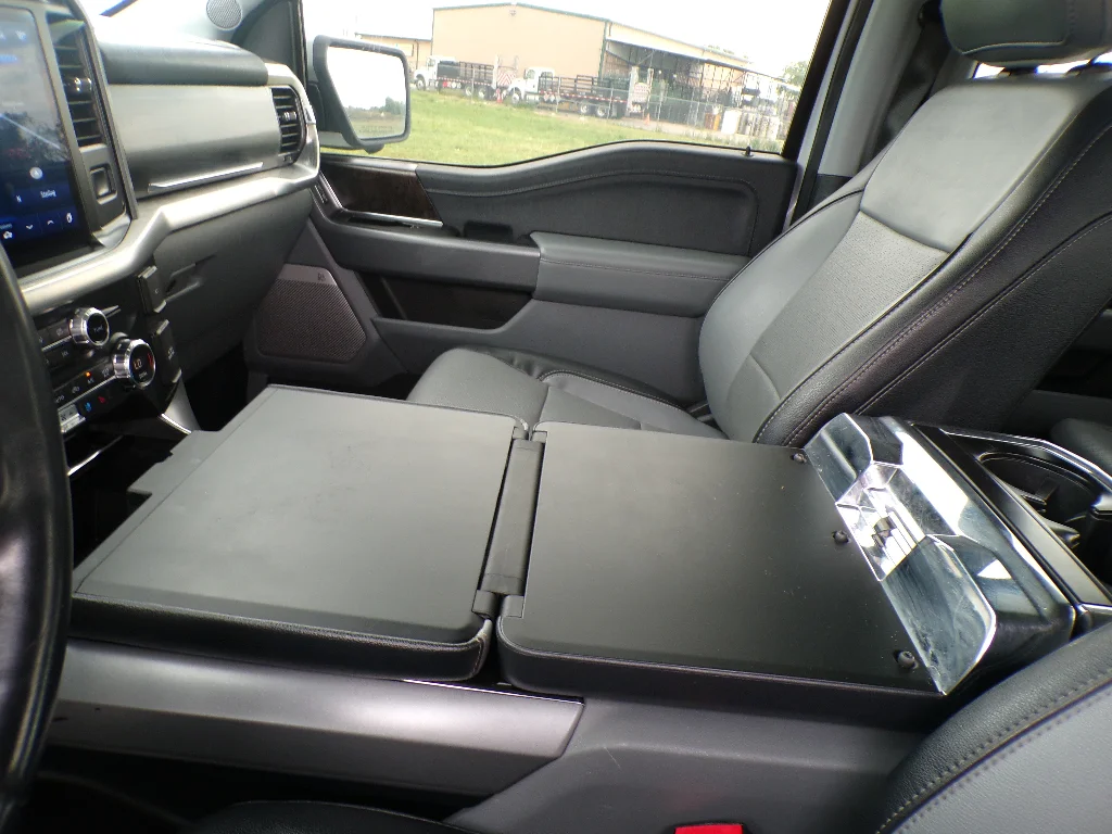 Used 2021 Space White Metallic Ford LARIAT image 25