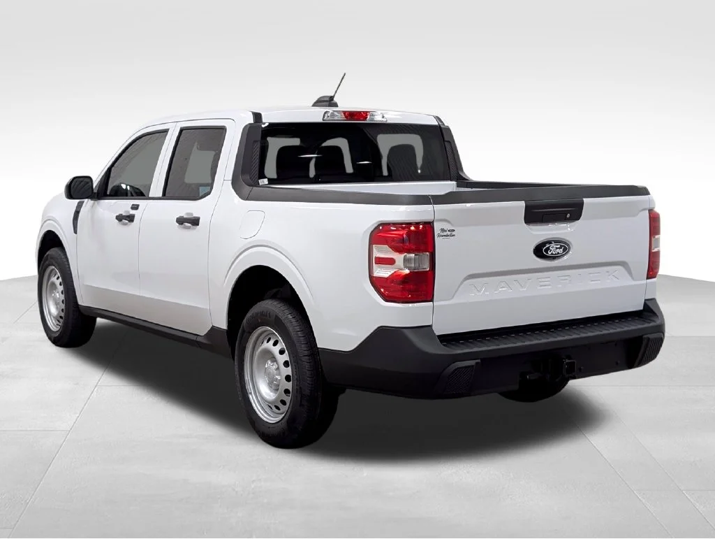 New 2026 Oxford White Ford XL image 19