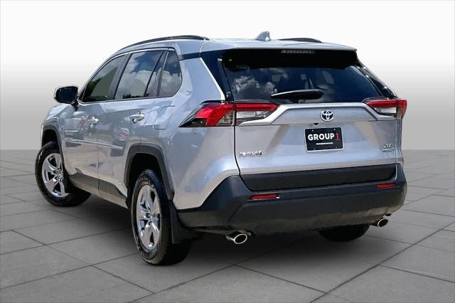 Certified Used 2022 SILVER SKY METALLIC Toyota  image 12